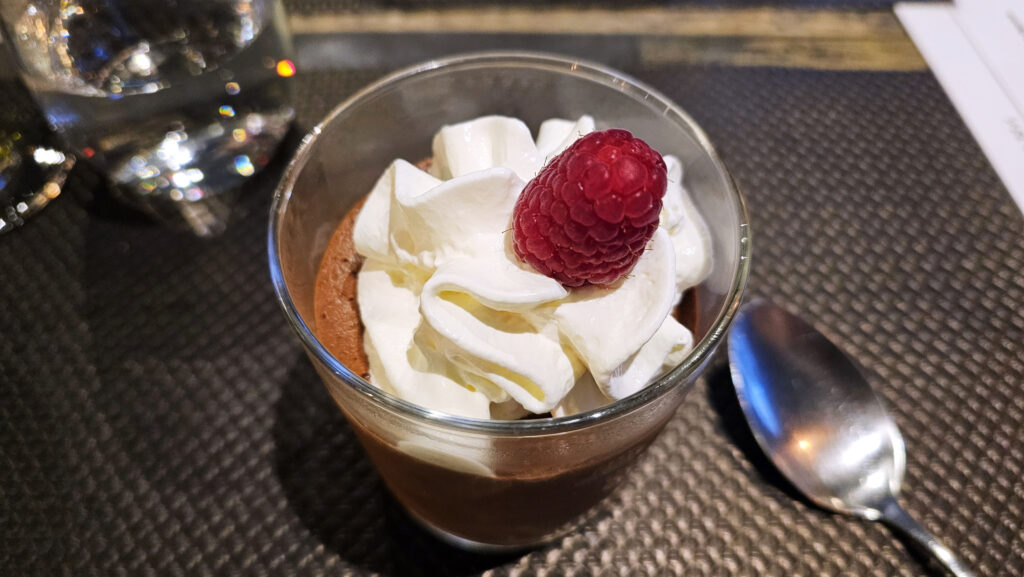 Mousse au chocolat maison (chocolate mousse) at Brasserie Saint Roch in Serignan, France